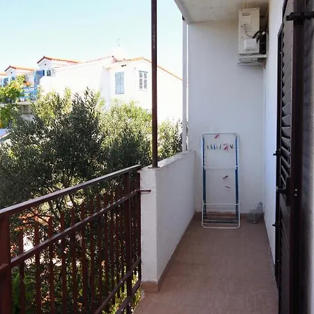 Apartman Apartments By The Sea Sucuraj, Hvar - 6732