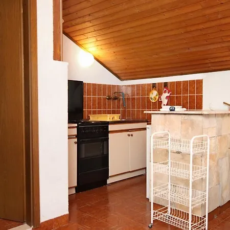 Apartments By The Sea Sucuraj, Hvar - 6732 Apartman