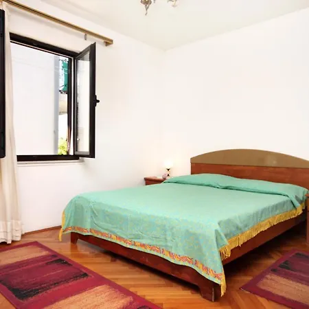 Apartman Apartments By The Sea Sucuraj, Hvar - 6732 Sucuraj