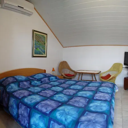 Apartments By The Sea Sucuraj, Hvar - 6732 Sucuraj