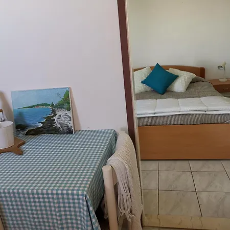 Apartman Apartments By The Sea Sucuraj, Hvar - 6732 Sucuraj